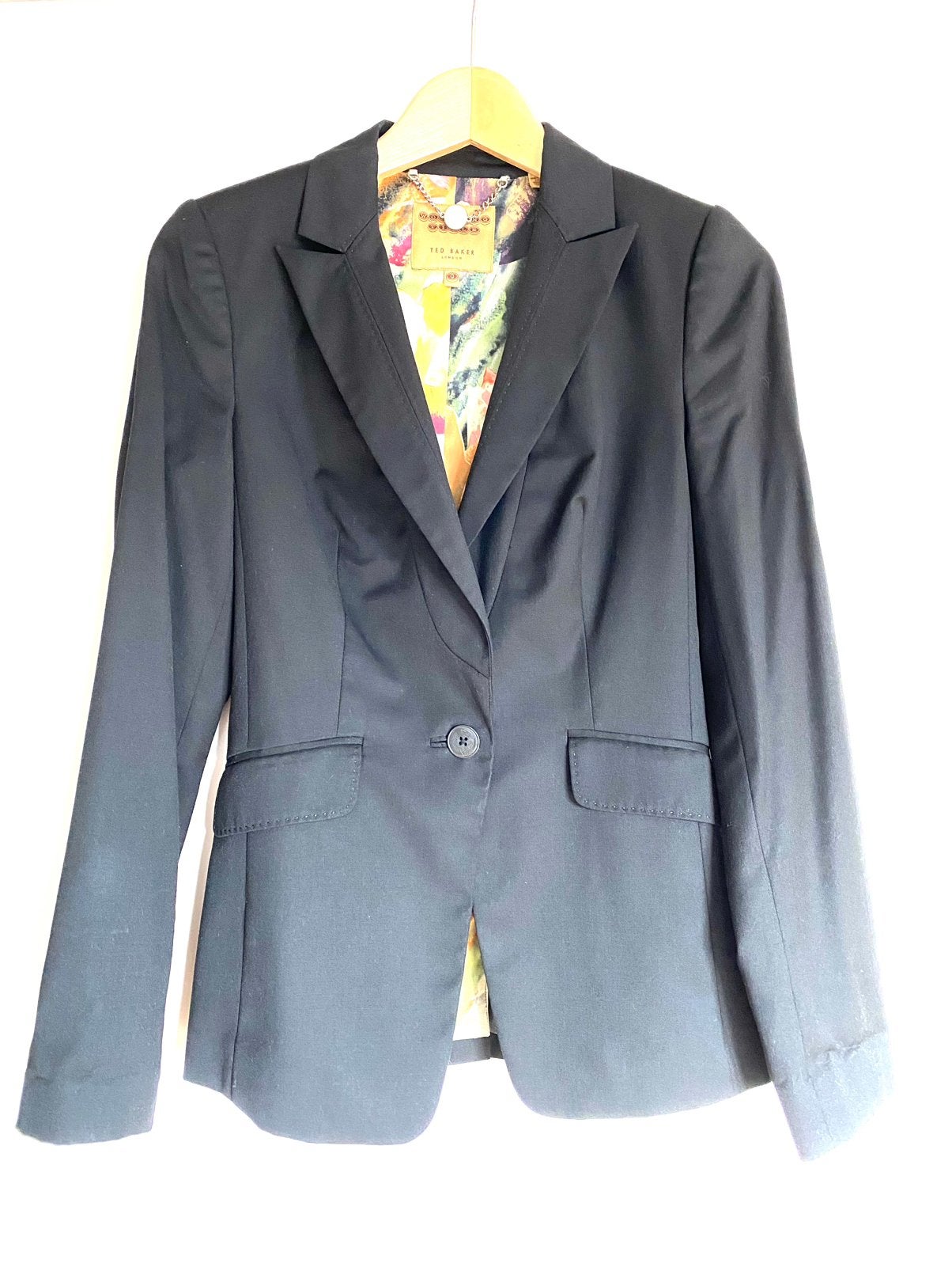 Ted Baker zwarte colbert/ jasje maat 34/36, mooie details, Kostuum of Pak, Zwart, Ophalen of Verzenden, Zo goed als nieuw