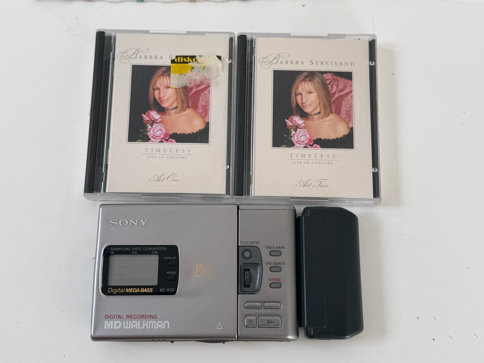Sony Minidisk MZ-R30 in topconditie met 2 MD's, Sony, Ophalen of Verzenden, Sony, Minidisc-recorder