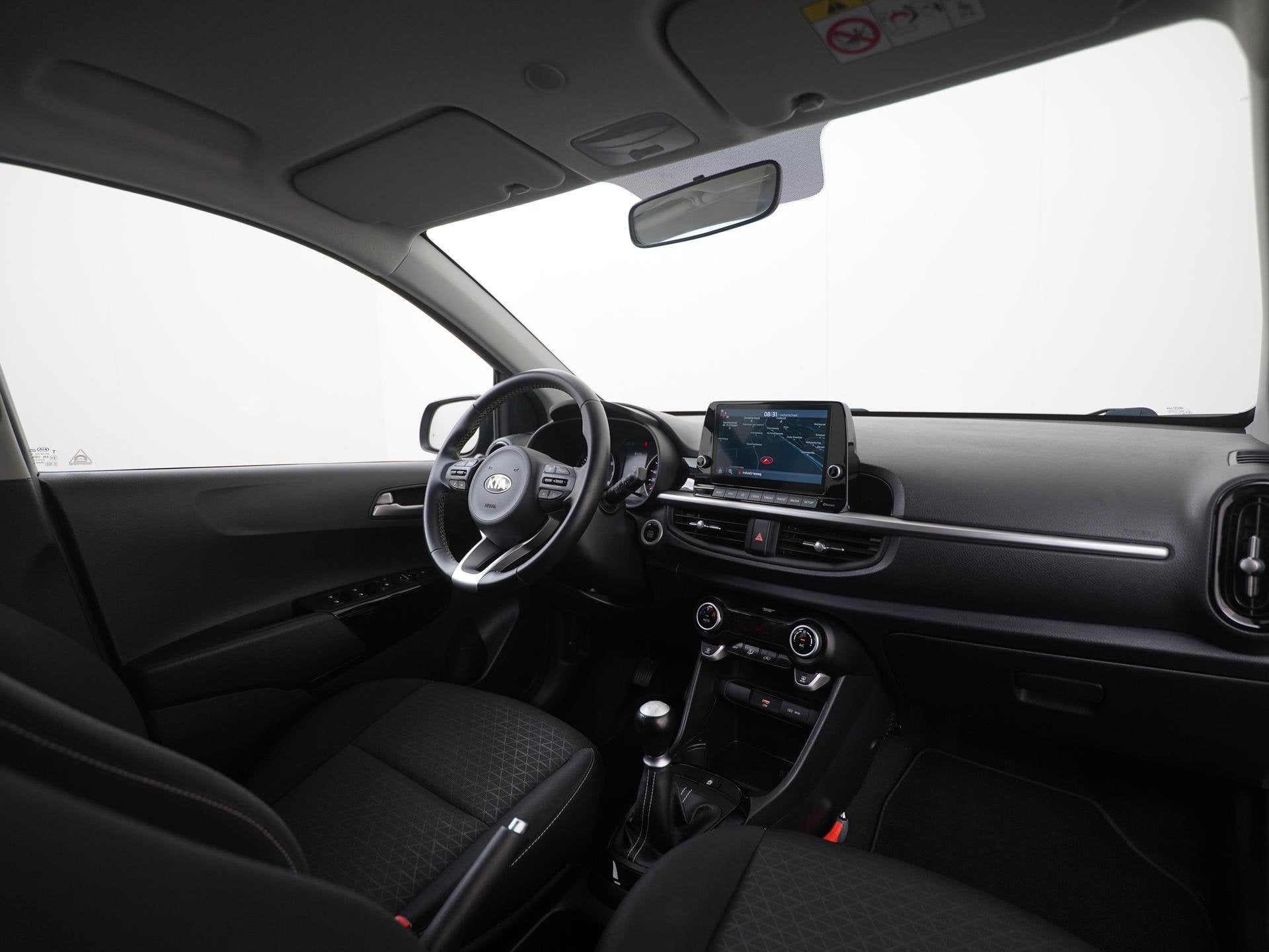 Kia Picanto 1.0 DPi DynamicPlusLine | Navigatie | Zondag Ope, Voorwielaandrijving, Stof, Gebruikt, 4 stoelen