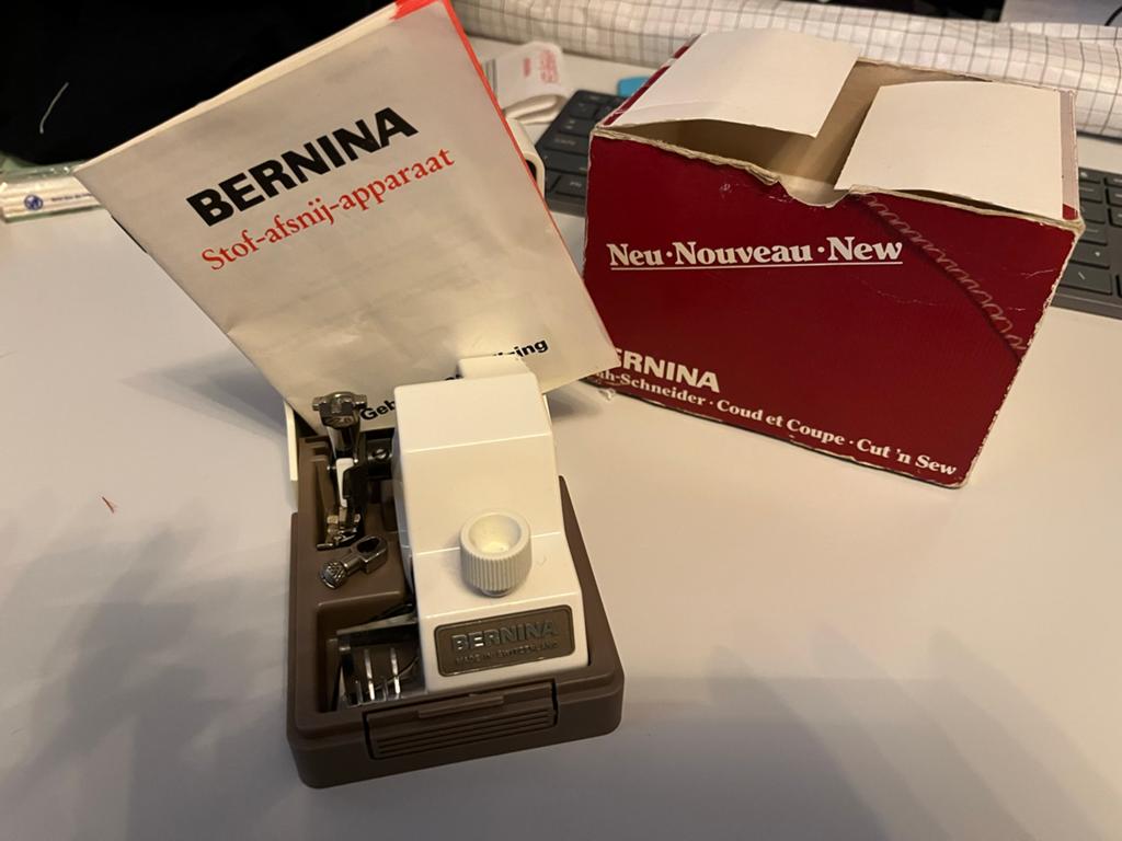 Voet 578 Bernina Stofsnijapparaat (van voor 1000-serie), Ophalen of Verzenden, Zo goed als nieuw, Naaimachine, Bernina
