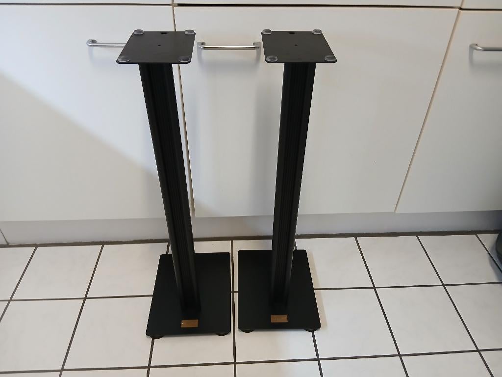Quadral stands metaal, Zo goed als nieuw, 120 watt of meer, Front, Rear of Stereo speakers, Ophalen