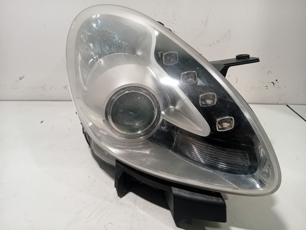 Koplamp rechts Alfa Romeo Giulietta, Onderdelen@venauto.nl, Van der Ven Autorecycling B.V., Gebruikt, Ettenseweg 76, 4706 PB Roosendaal, The Netherlands