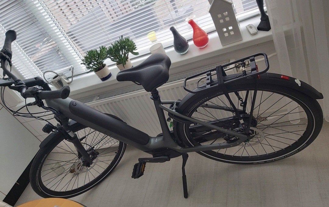 Cube E-bike met Bosch motor - Zo goed als nieuw, 47 tot 51 cm, Ophalen, Zo goed als nieuw, Cube