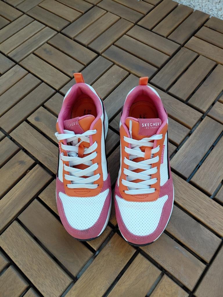 Skechers 39, Ophalen of Verzenden, Zo goed als nieuw, Wit, Sneakers of Gympen