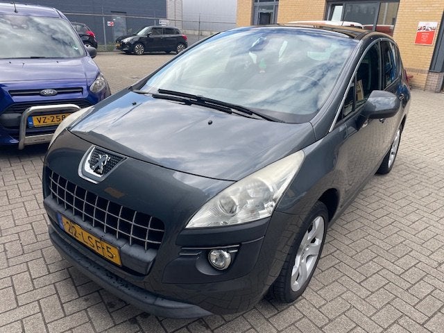 Peugeot 3008 1.6 VTI in nette staat., Voorwielaandrijving, Gebruikt, 4 cilinders, 75 €/maand
