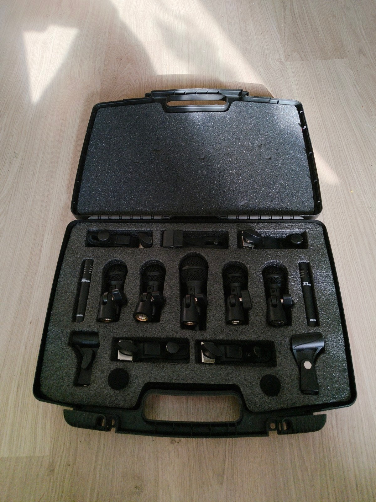t.bone dc 1200 Microfoon set voor drums, Muziek en Instrumenten, Ophalen of Verzenden, Zo goed als nieuw, Instrumentmicrofoon