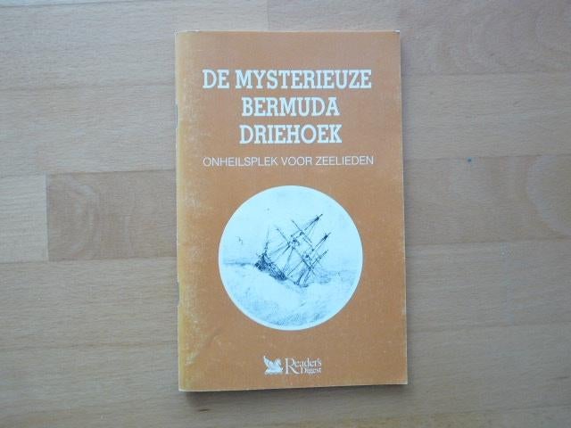 De mysterieuze Bermuda driehoek, onheilsplek voor zeelieden, Verzamelen, Ophalen of Verzenden, Zo goed als nieuw, Boek of Tijdschrift