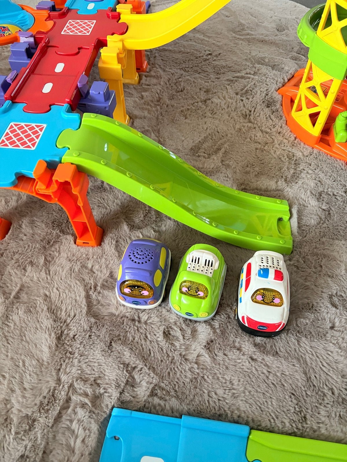 VTech Toet Toet Auto's Garage en Baanset met 3 Auto's, Ophalen, Zo goed als nieuw