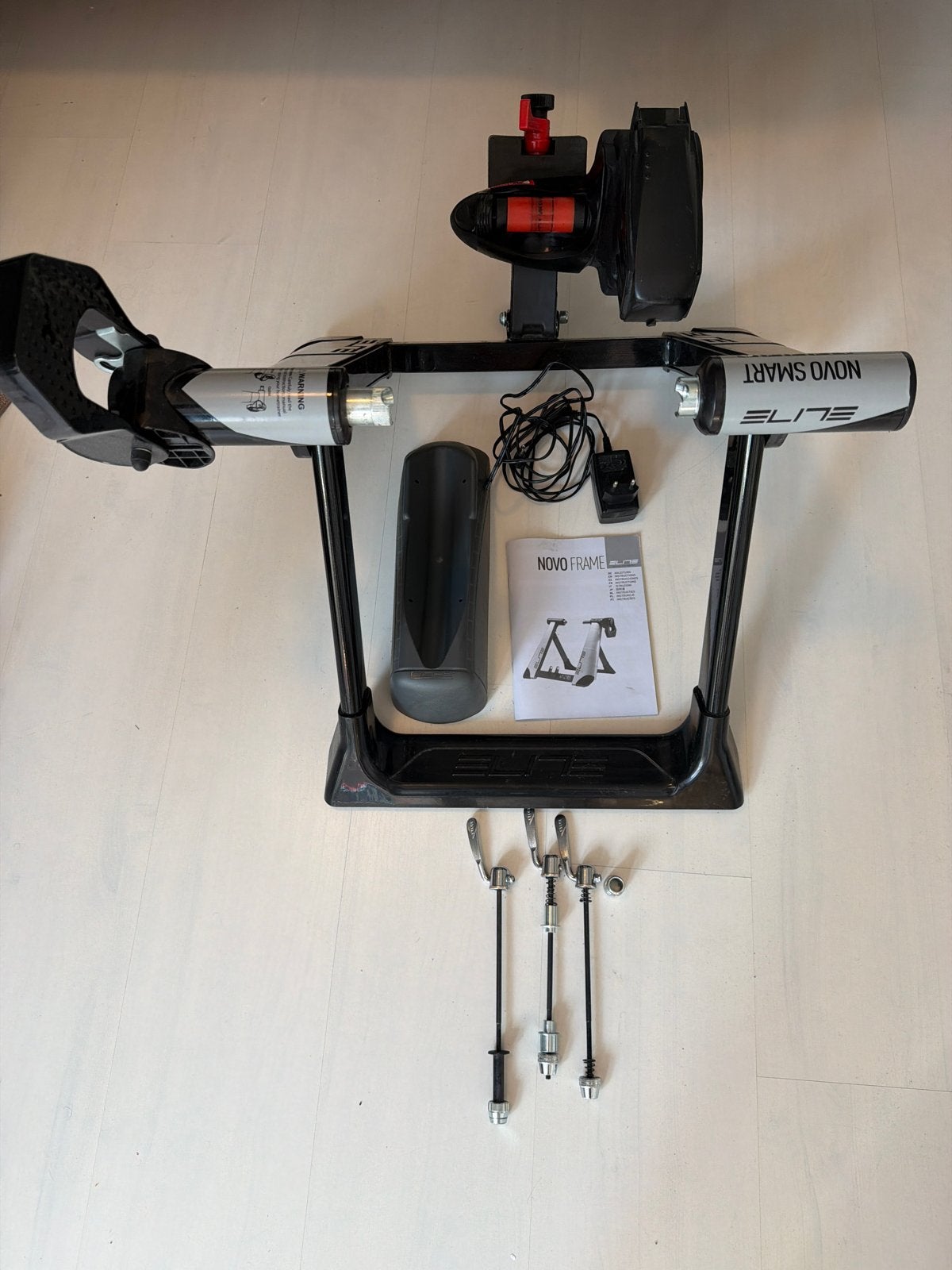Elite Novo Smart fietstrainer, Sport en Fitness, Wielrennen, Ophalen, Zo goed als nieuw, Overige typen
