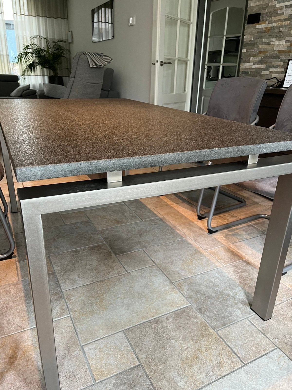 RVS tafel met zwevend hardstenen blad 190x60 cm, Ophalen, Zo goed als nieuw, Rechthoekig, Rvs