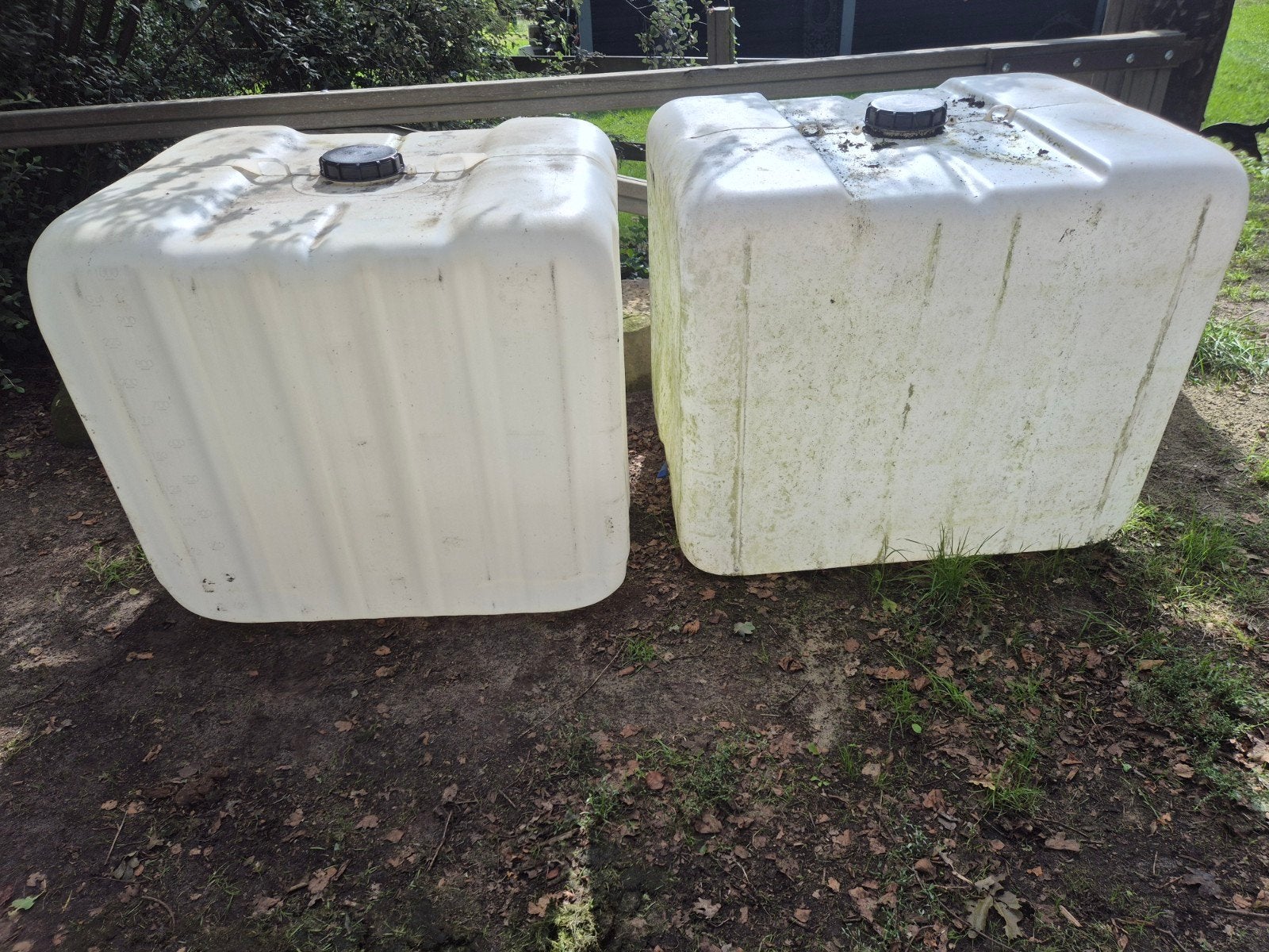 2 x Schone IBC container vat krat regenton regen opvangbak, Ophalen, Kunststof, Met kraantje, 150 liter of meer