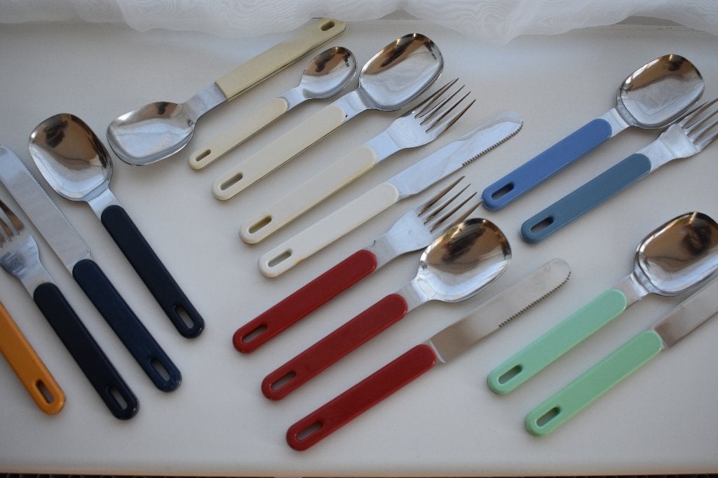 Mepal mes lepel vork lepeltje groen blauw wit rood geel, Caravans en Kamperen, Kampeeraccessoires, Ophalen of Verzenden, Gebruikt