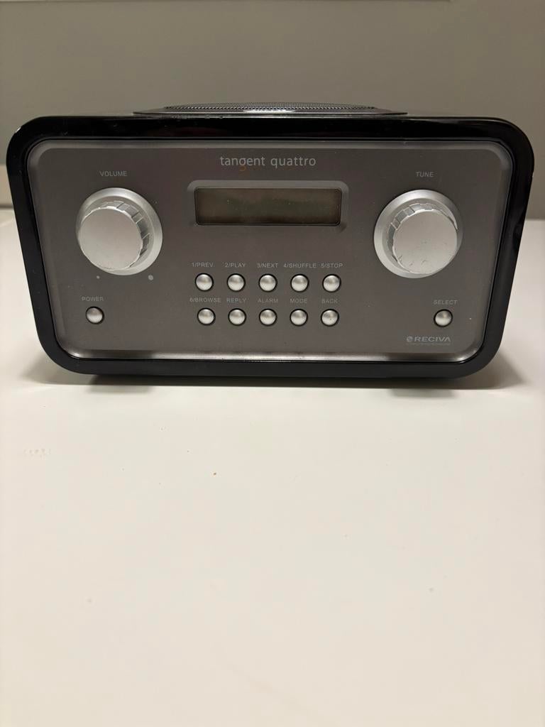 Tangent Quattro WiFi Internetradio FMRadio Retro Reciva, Ophalen of Verzenden, Zo goed als nieuw