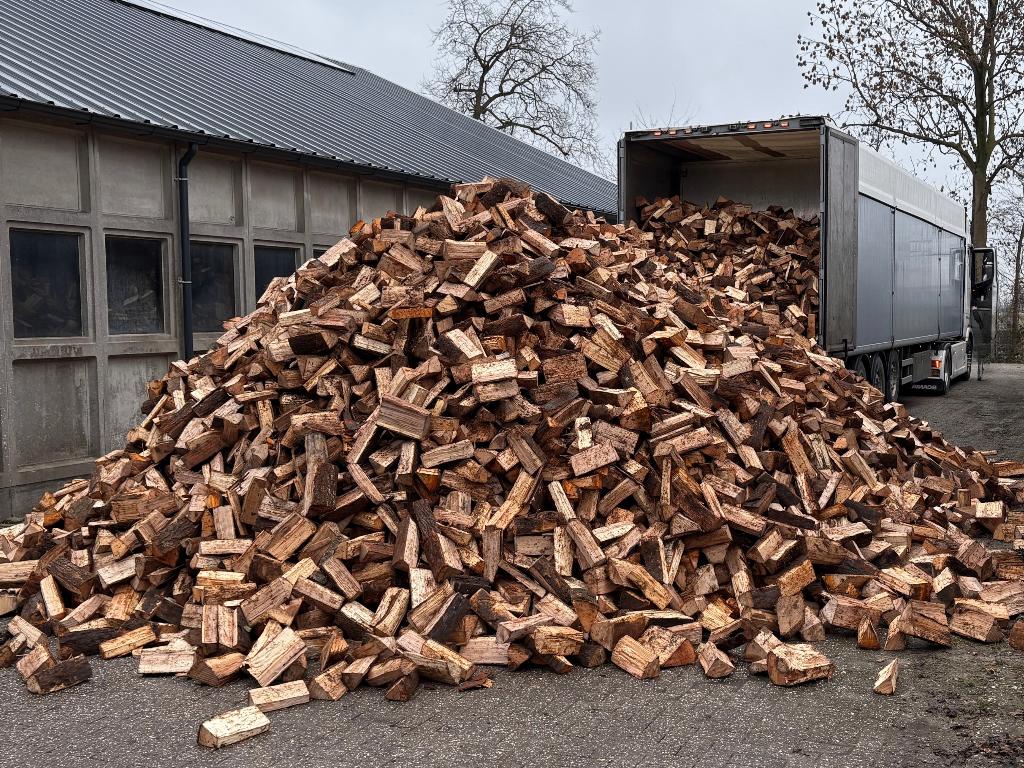 Haardhout in bulk leverbaar | Eik, beuk en es, 6 m³ of meer, Verzenden, Eikenhout, Blokken