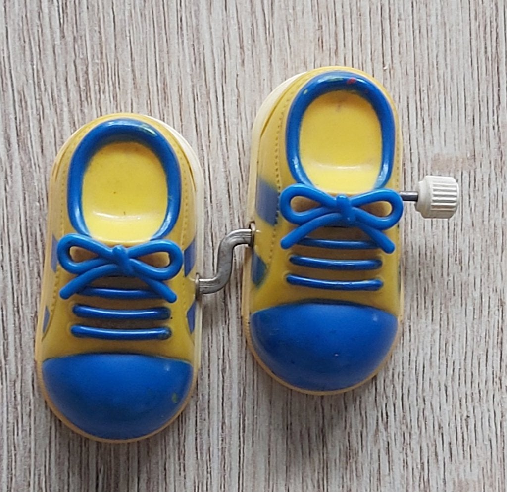 Retro Tomy Wind-Up Sneakers  - Blauw/Geel Jaren 70., Ophalen of Verzenden, Zo goed als nieuw