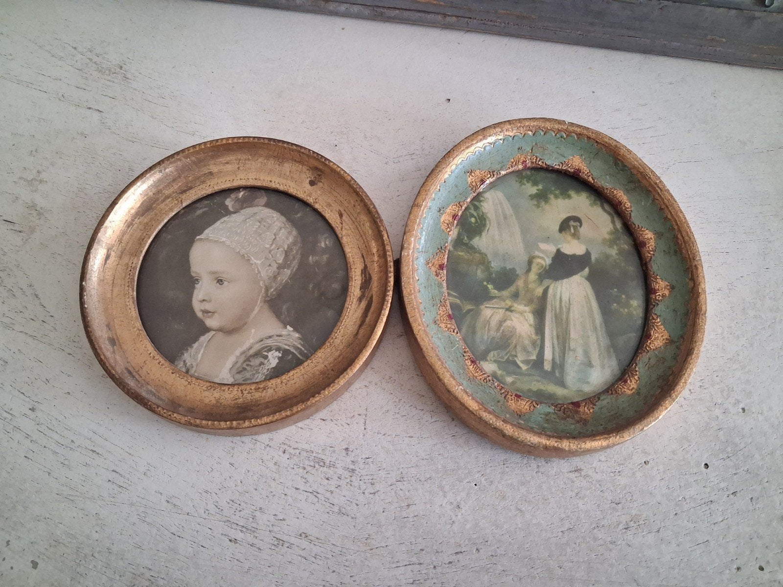 Twee mooie brocante antieke schilderijtjes, Ophalen