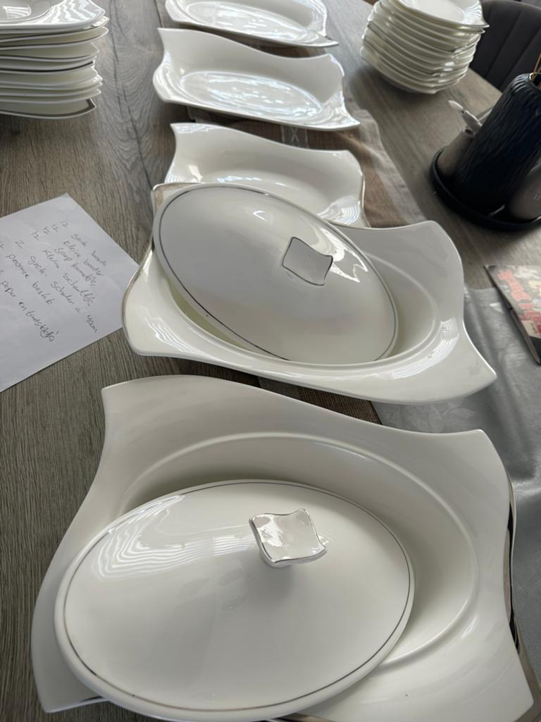 Servies compleet 12 persoons set, Ophalen of Verzenden