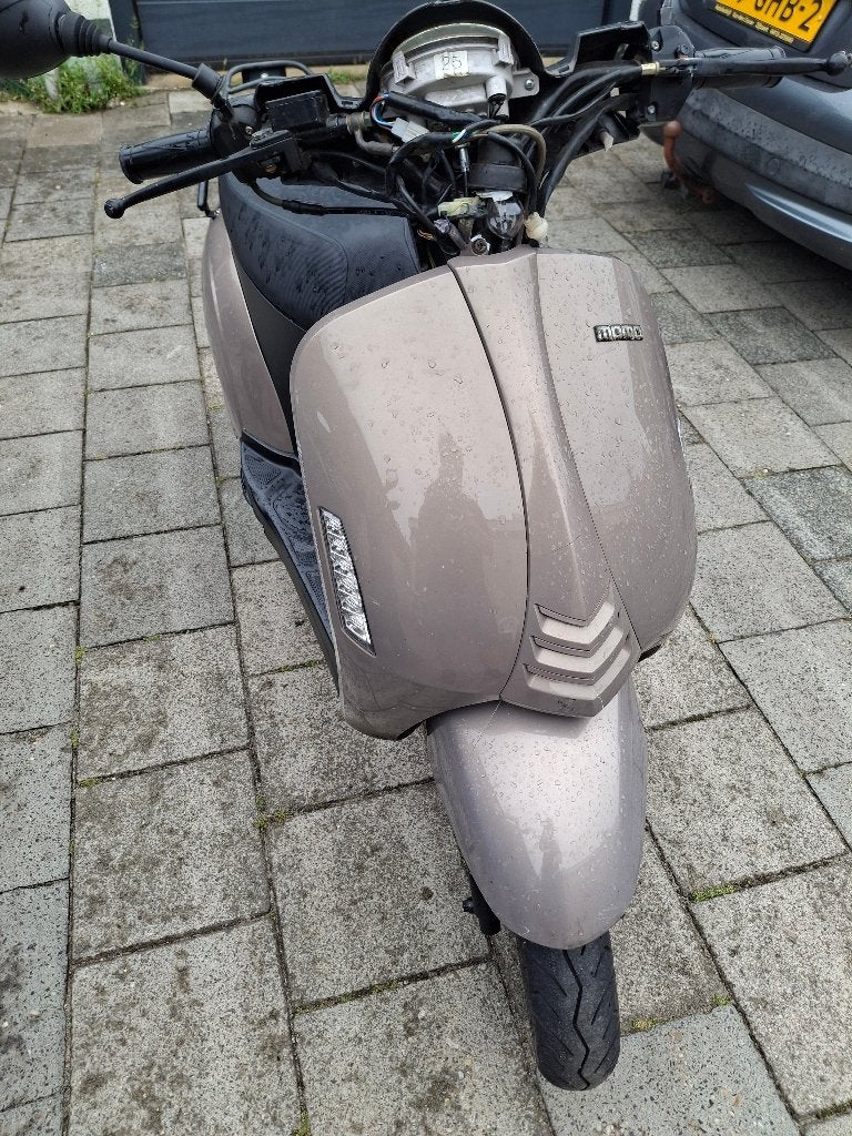 Scooter, Fietsen en Brommers, Ophalen, Gebruikt, Maximaal 45 km/u, Benzine