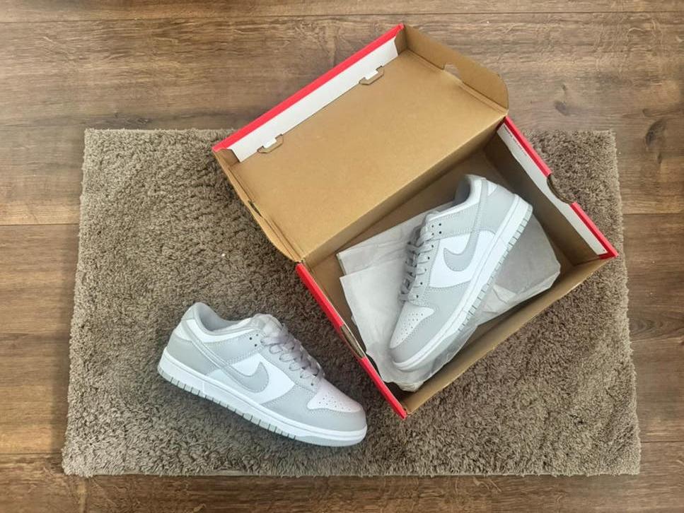Nike Dunks • Maat 42, Overige kleuren, Ophalen of Verzenden, Sneakers of Gympen, Zo goed als nieuw