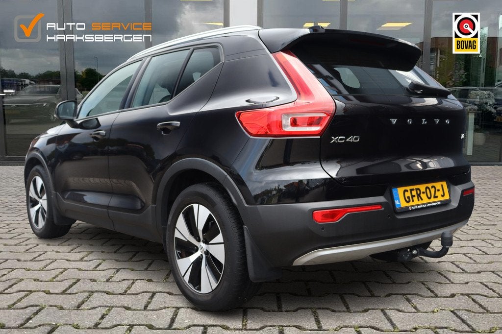 Volvo XC40 1.5 T3 Momentum | Trekhaak | Camera | Harman Kard, Auto's, Volvo, Voorwielaandrijving, Gebruikt, 156 pk, Leder en Stof