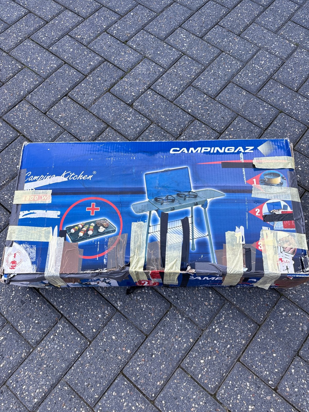 Campingaz gasstel met BBQ plaat - Nette en schone staat, Caravans en Kamperen, Kampeeraccessoires, Ophalen of Verzenden, Gebruikt