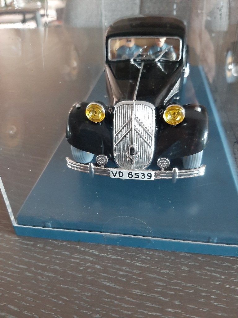 De zwarte citroen met de Bordurische agenten 1/24, Hobby en Vrije tijd, Ophalen of Verzenden, Nieuw