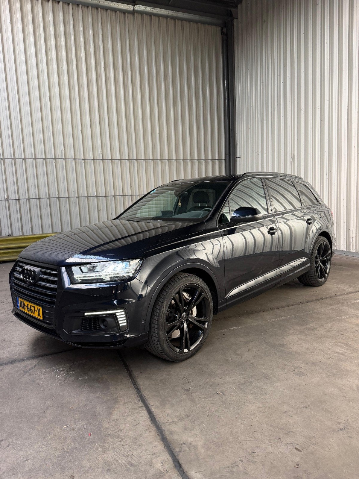 Audi Q7 3.0 TDI 374pk E-tron Quattro Tiptronic 2016 Blauw, Auto's, Automaat, Zwart, 258 pk, Blauw