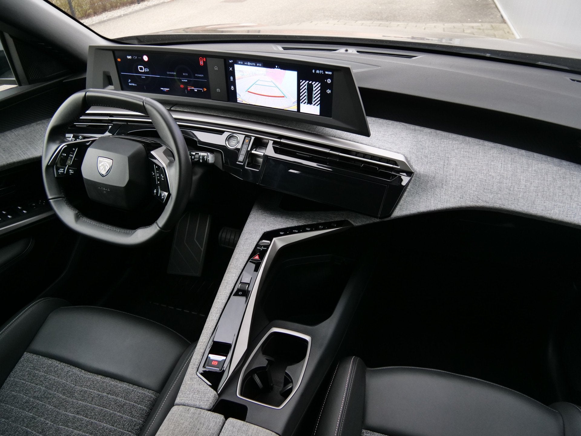 Peugeot 5008 1.2 Hybrid 145 Pk Allure Automaat 7 persoons Ap, Auto's, Peugeot, 145 pk, 1199 cc, Bedrijf, Hybride Elektrisch/Benzine