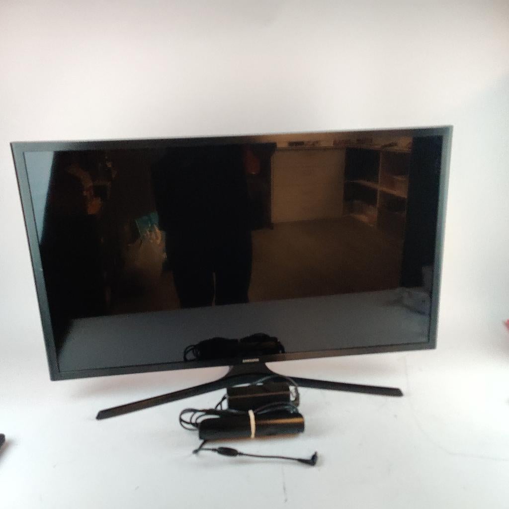 Samsung T32H390FEV Full HD tv + ab || Nu voor €59.99!, Ophalen, Zo goed als nieuw, X, X