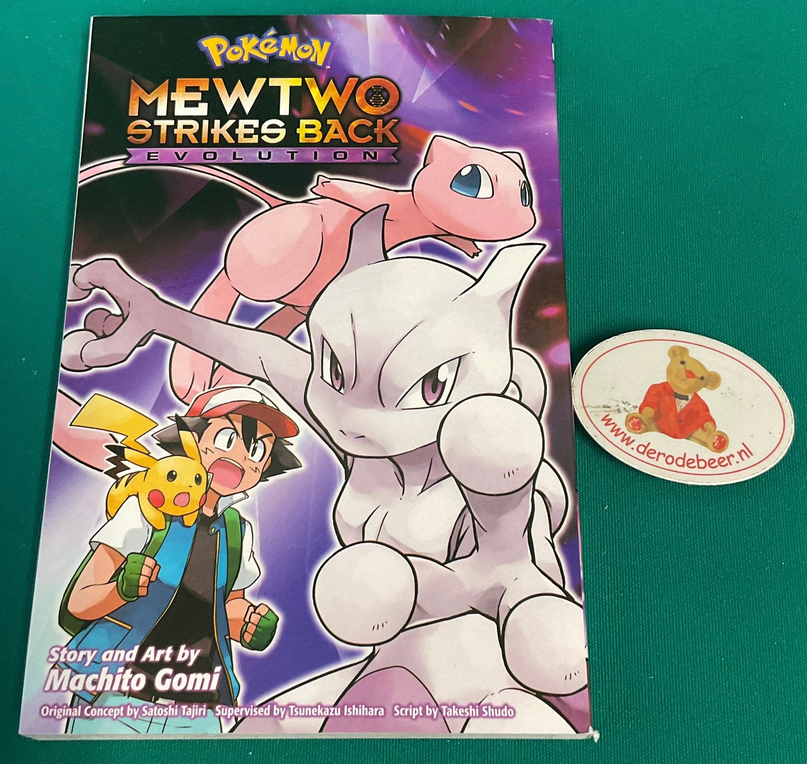 Pokemon mewto strikes back evolution, Eén comic, Ophalen of Verzenden, Zo goed als nieuw, Japan (Manga)