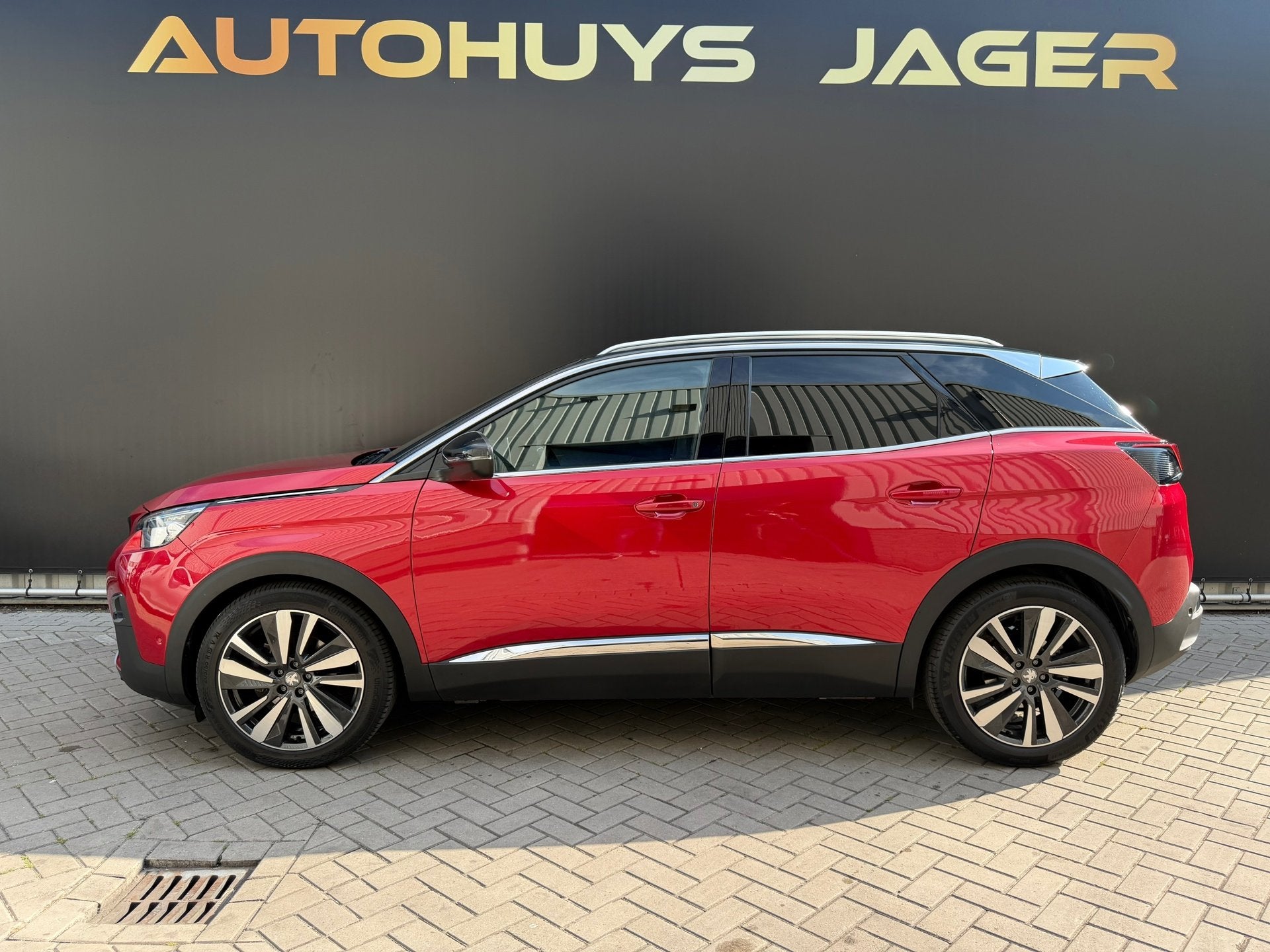 Peugeot 3008 1.6 BlueHDi Blue Lease GT Line - Pano Schuifdak, Stof, Zwart, 4 cilinders, Bedrijf
