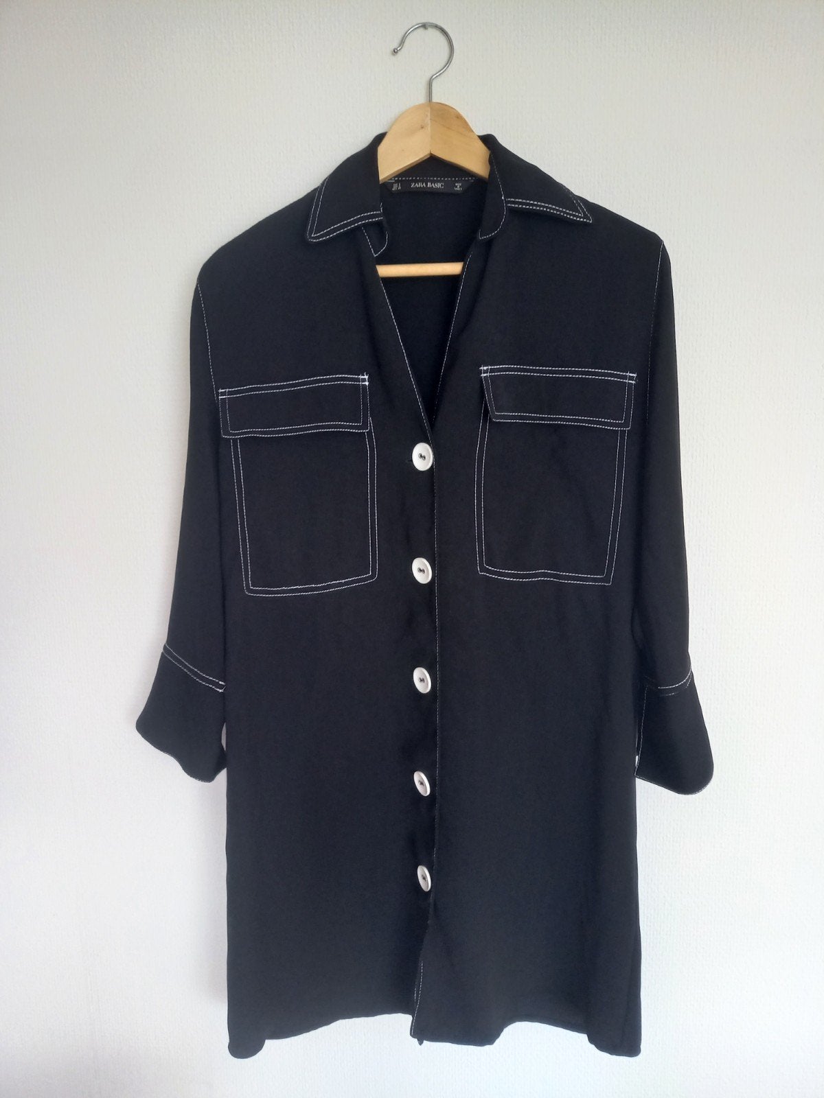 Zara Basic zwart jurkje/tuniek met witte stiksels zgan, S/36, Zwart, Ophalen of Verzenden, Zo goed als nieuw, Maat 36 (S)