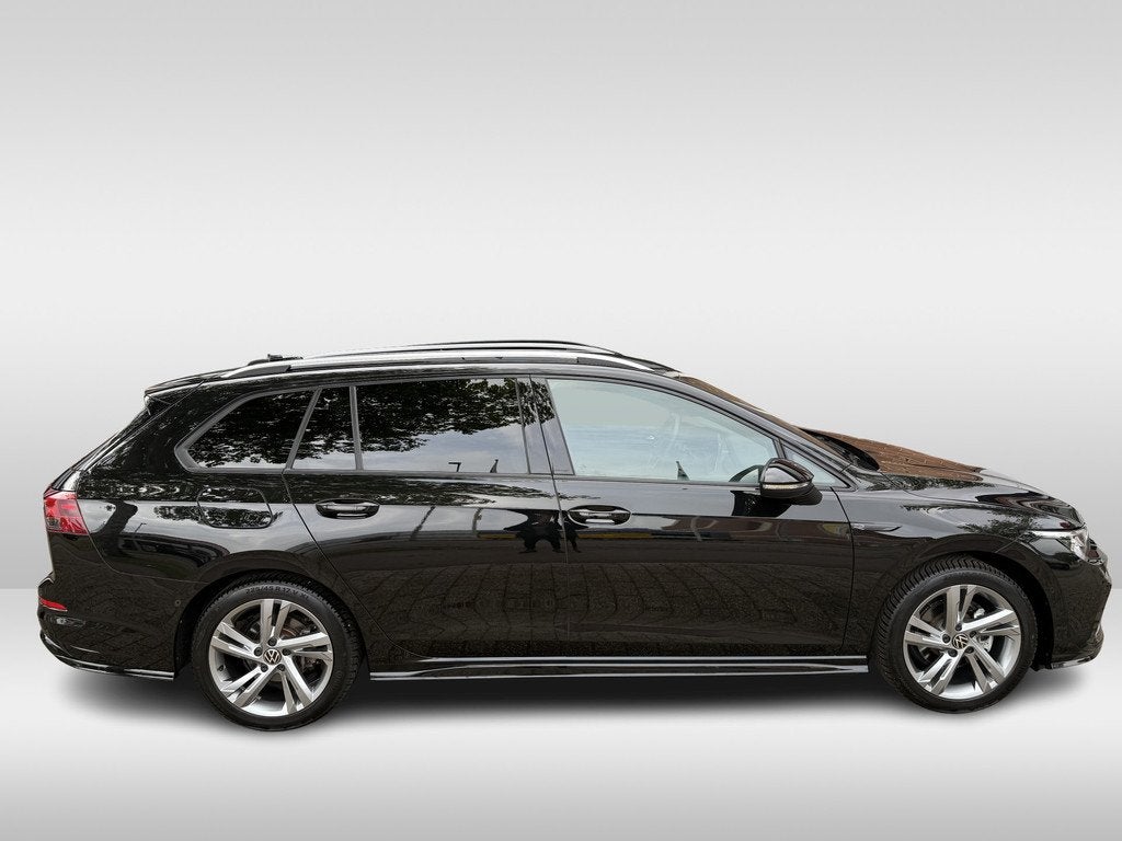 Volkswagen Golf Variant 1.5 eTSI R-Line Business | headup di, Auto's, Volkswagen, Euro 6, 4 cilinders, Zwart, Origineel Nederlands