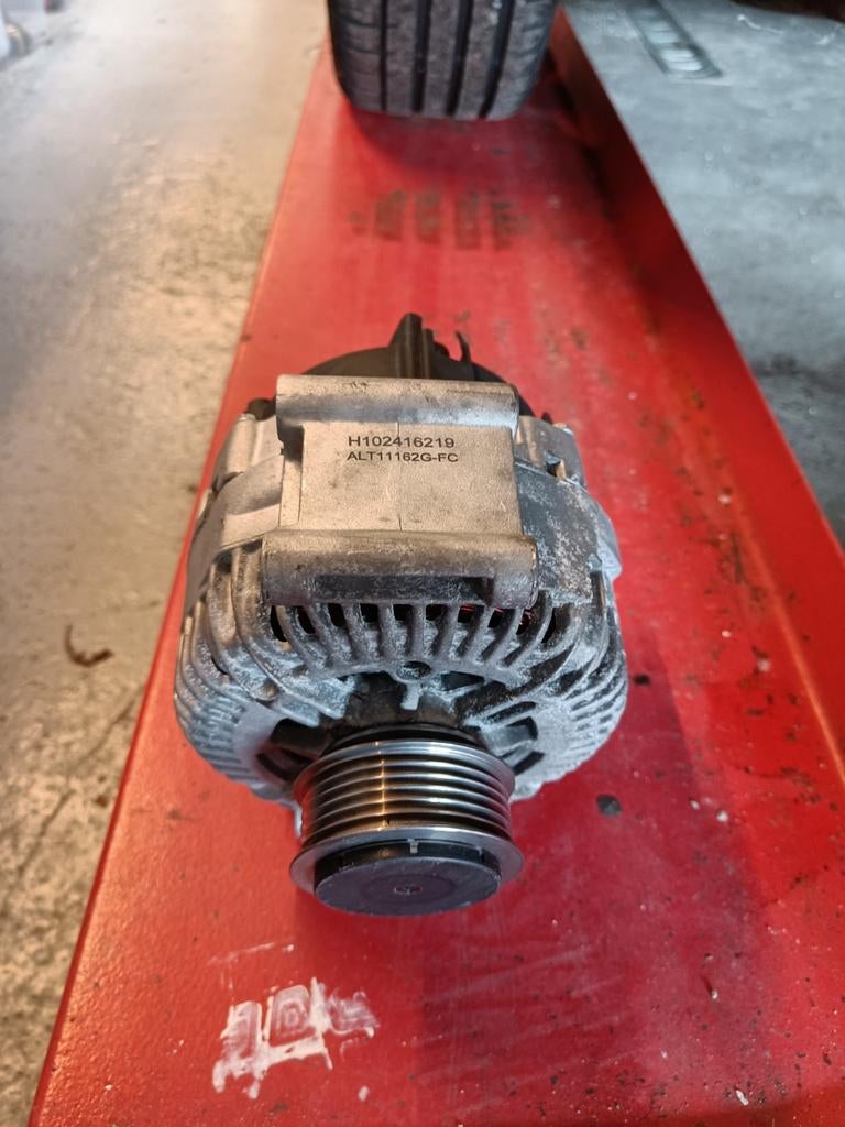 Dynamo 180A Audi A6 4F2 C6 A6 Allroad 4FH C6 A6 Avant C6, Ophalen of Verzenden, Audi