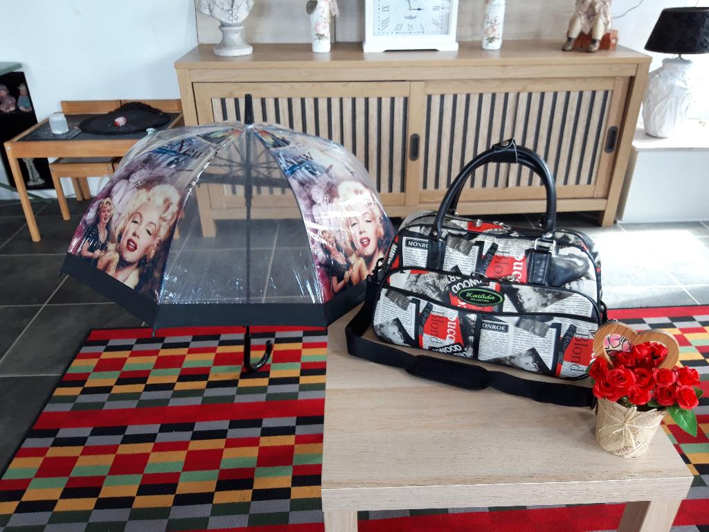 Paraplu Paraplu marilyn monroe, Ophalen, Zo goed als nieuw, Overige kleuren