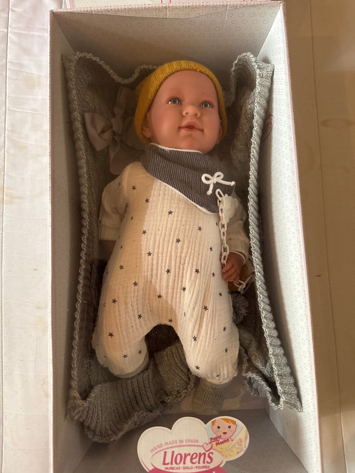Lloren's Babypop - Handgemaakt in Spanje, Ophalen of Verzenden, Zo goed als nieuw, Babypop