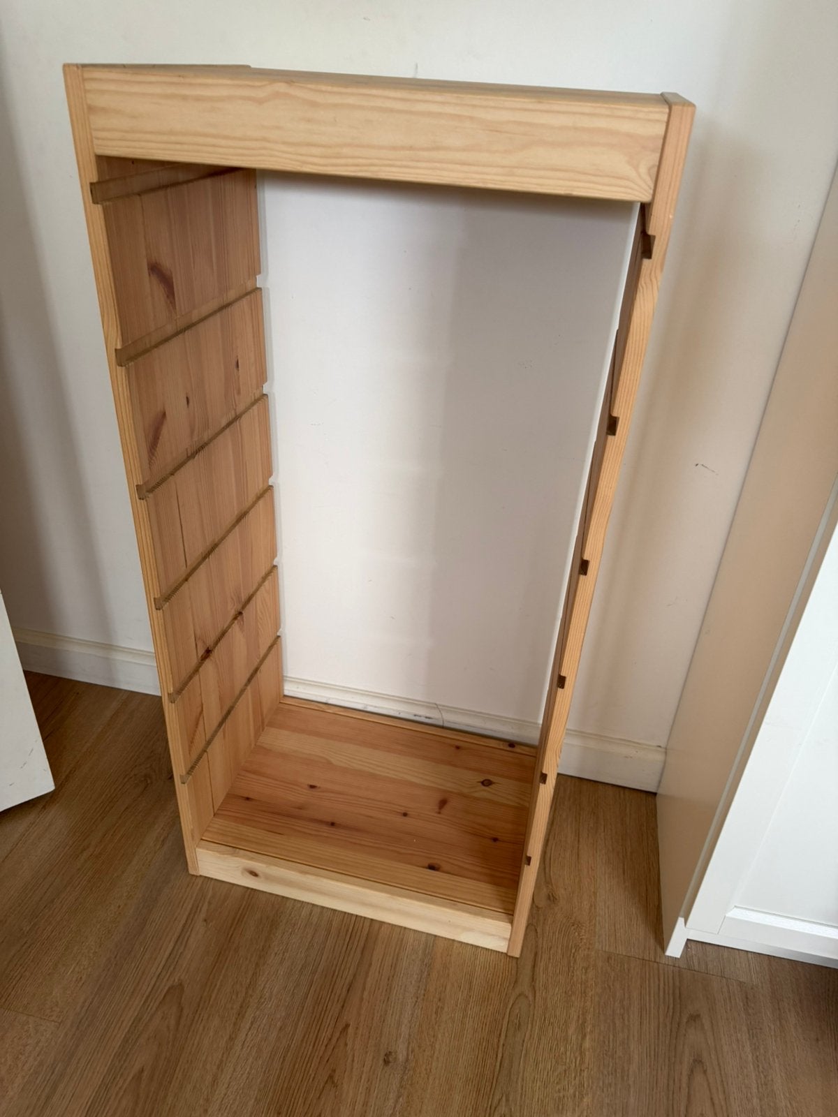 Trofast kast licht wit gebeitst grenen, Ophalen, Zo goed als nieuw, 75 tot 100 cm, Minder dan 50 cm