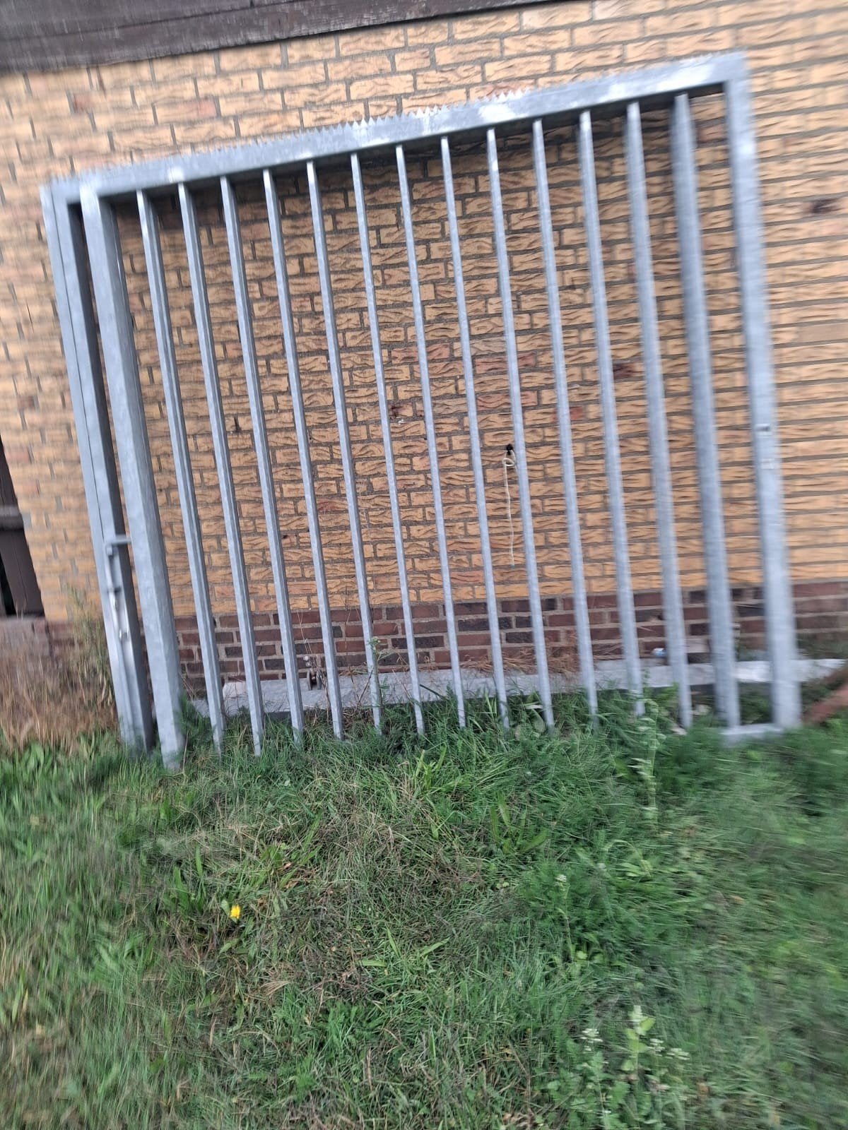 verzwaarde industriële poort, Ophalen, Gebruikt, IJzer, Spijlenhekwerk