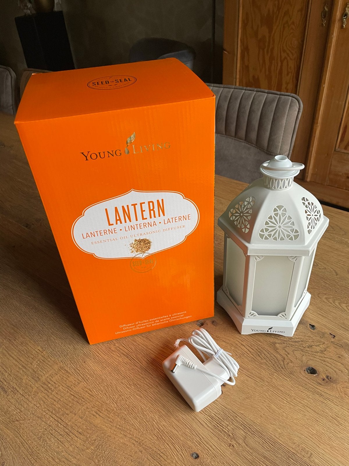 Young Living Lantern Essential Oil Diffuser, Wit, Kunststof, Ophalen of Verzenden, Zo goed als nieuw