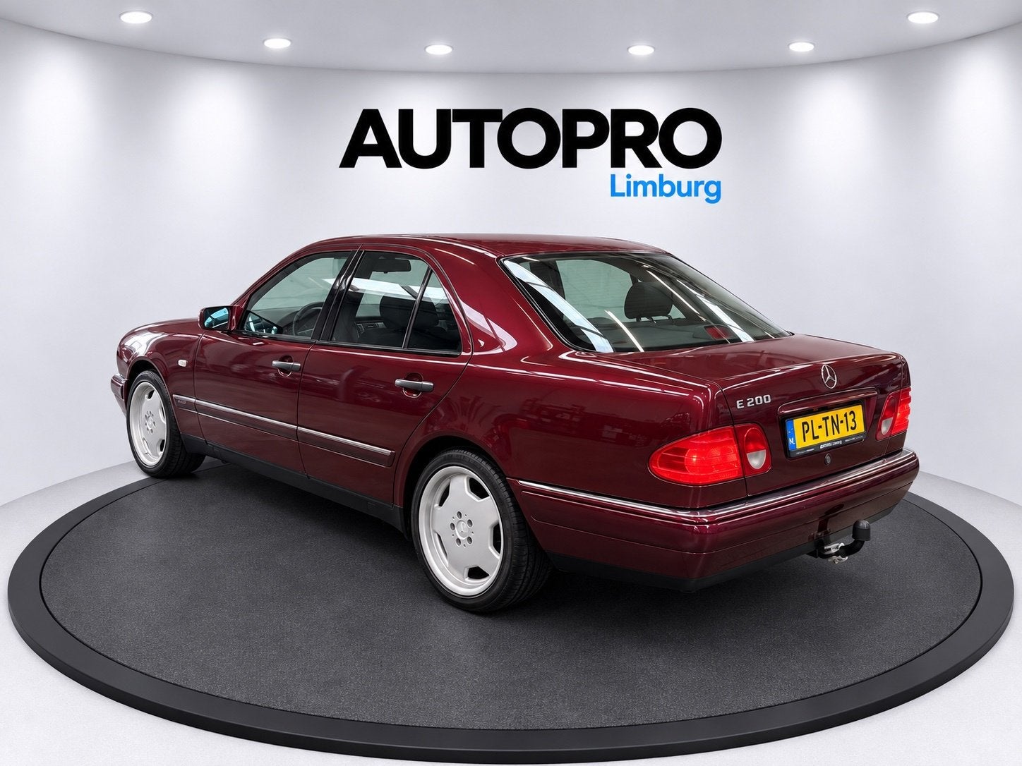 Mercedes-Benz E-klasse 200 Elegance| 1e eigenaar|Org NL, Auto's, Euro 2, 1998 cc, Gebruikt, 4 cilinders