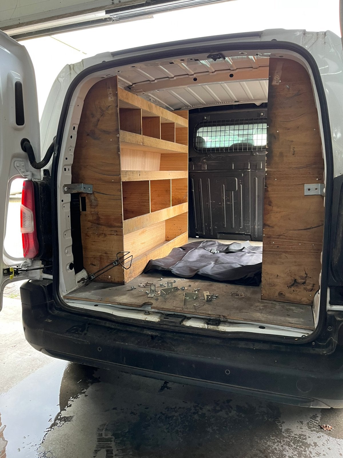 Bedrijfswageninrichting kast citroen Berlingo Peugeot, Ophalen