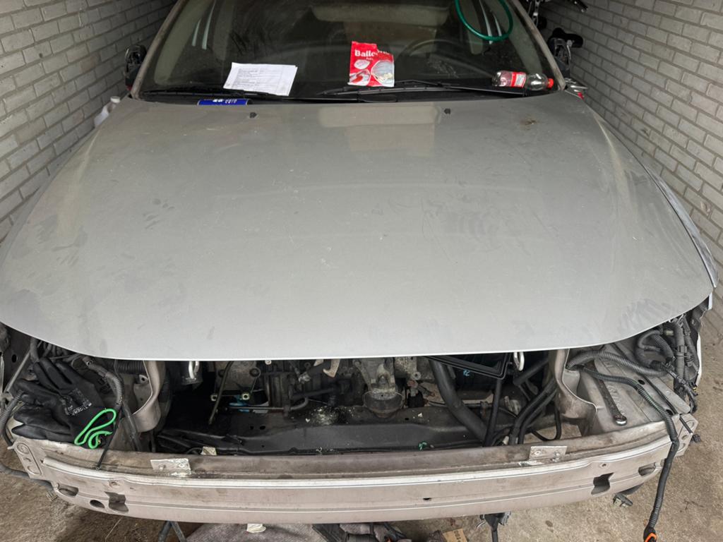 Motorkap en rechter vooracherm s60 v70, Ophalen of Verzenden, Voor, Volvo, Motorkap