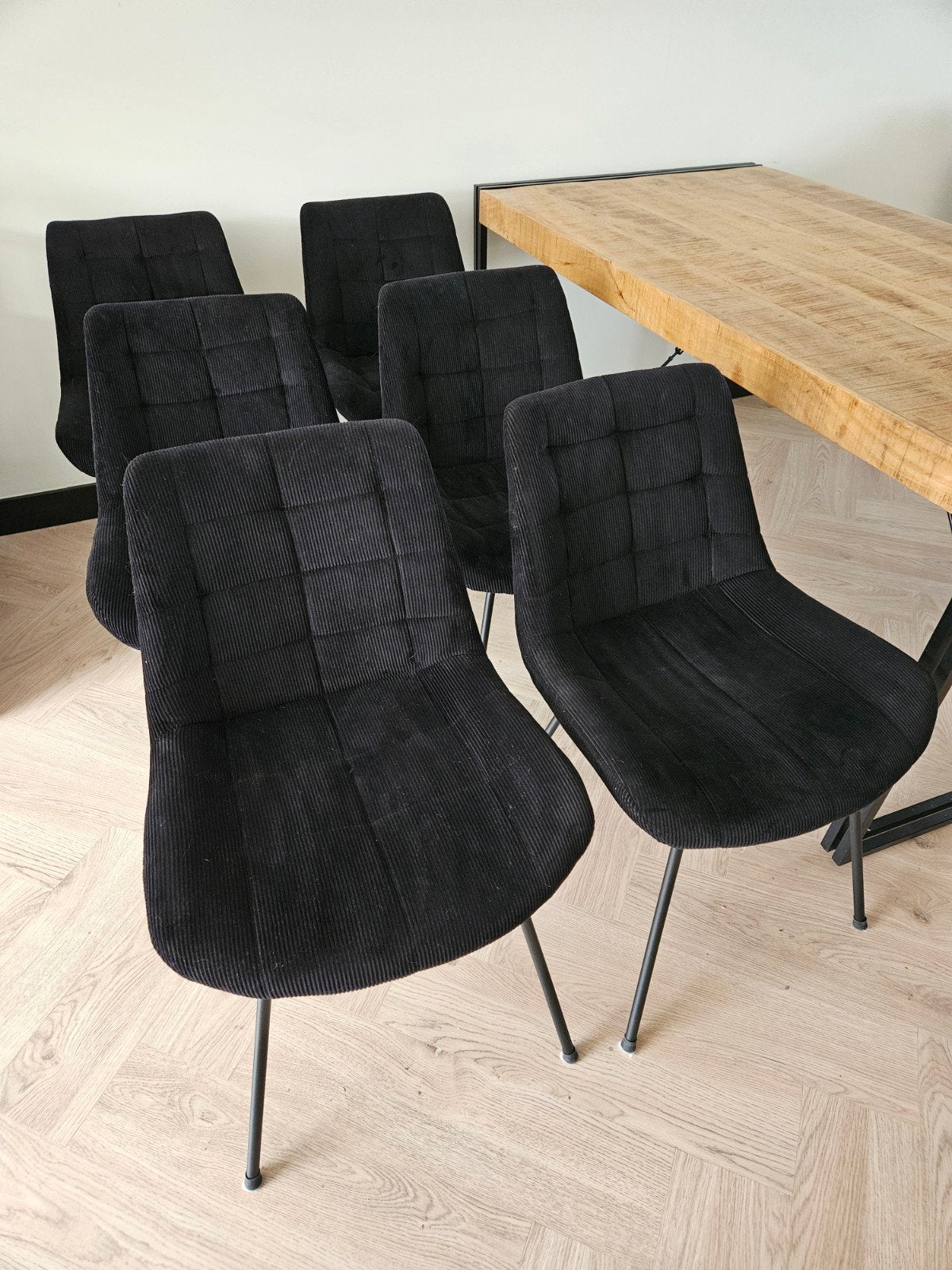 Zwarte ribstof eetkamerstoelen (6 stuks), Ophalen, Gebruikt, Modern, Industrieel, Zwart