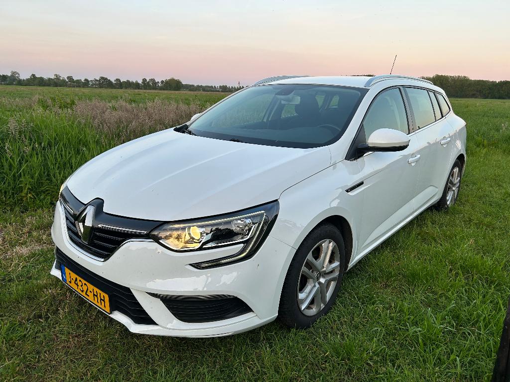 Renault Mégane 1.3 TCe 100pk 2020 trekhaak & Onderhoud, Voorwielaandrijving, 4 cilinders, Wit, Stationwagon