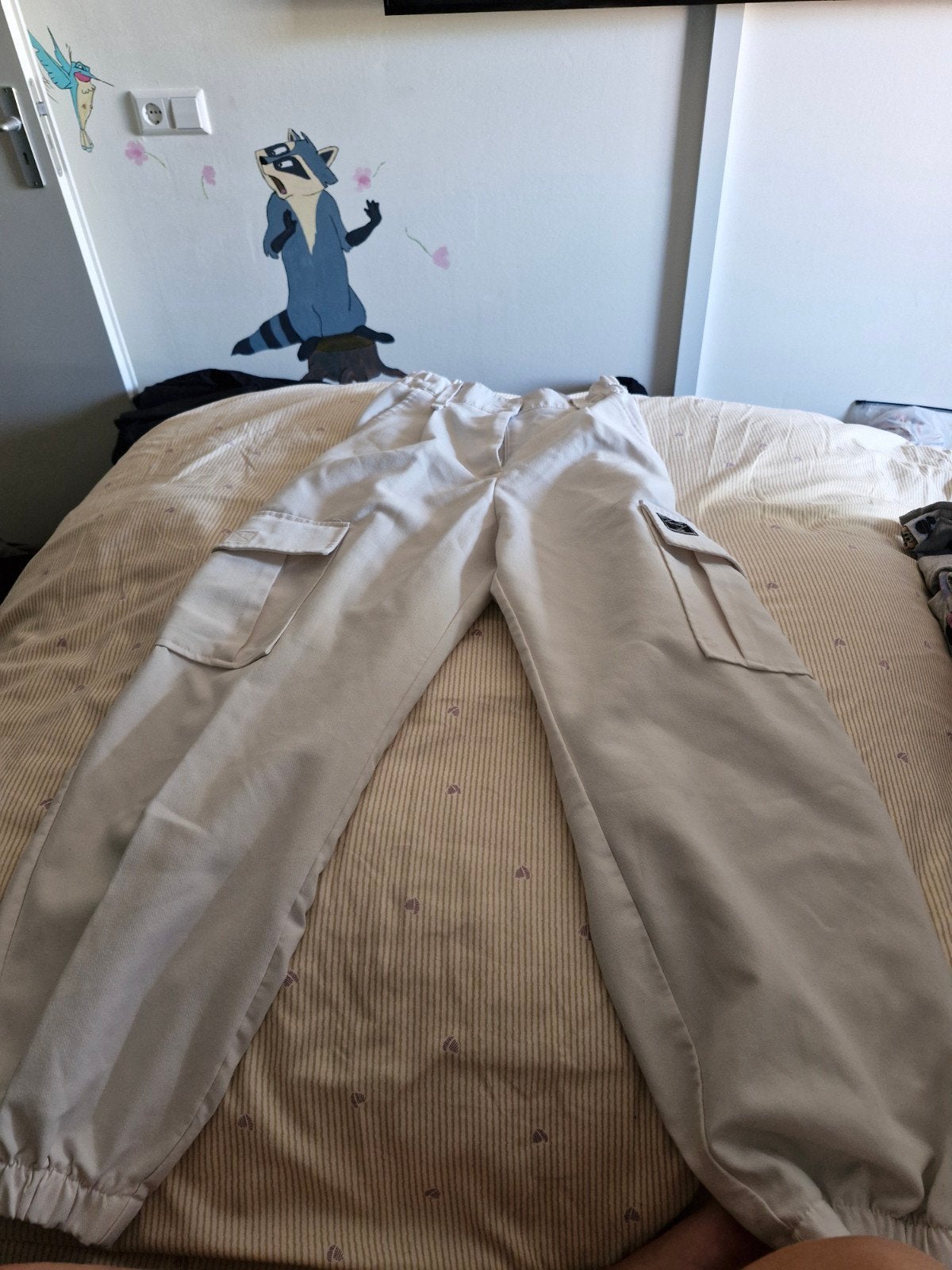 Witte cargo broek dames Bershka maat 40, Ophalen of Verzenden