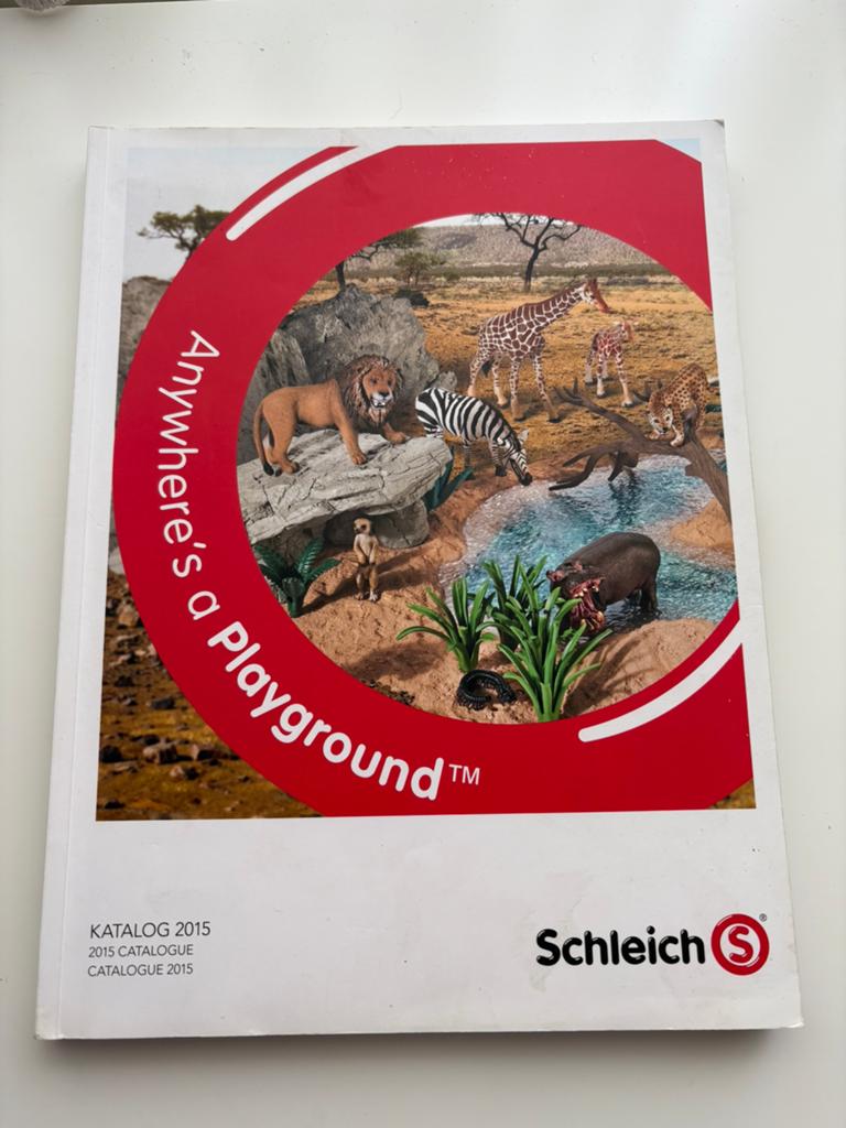 Schleich handelaarscatalogus 2015 A4 formaat, Ophalen of Verzenden, Zo goed als nieuw, Paard, Beeldje of Figuurtje