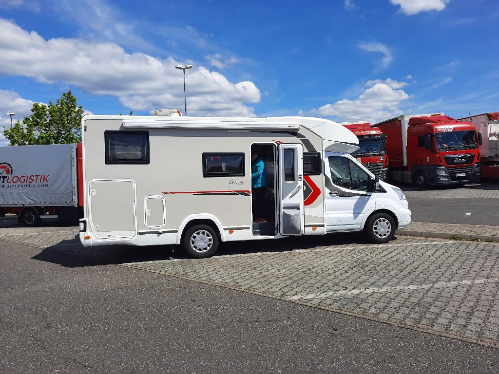 Te koop Challenger 347 GA Graphite 2019, Caravans en Kamperen, Campers, Automaat, Luifel, Ford, Diesel