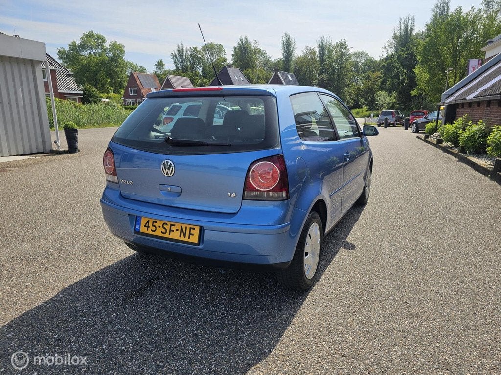 Volkswagen Polo 1.4-16V Turijn I Airco I Elektr.-pakket I NA, 4 cilinders, Blauw, Bedrijf, Metallic lak