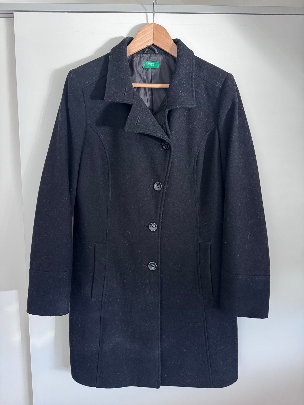 Zwarte wollen jas van United Colors of Benetton, maat 40, Kleding | Dames, Ophalen of Verzenden, Gedragen, Maat 38/40 (M), Zwart