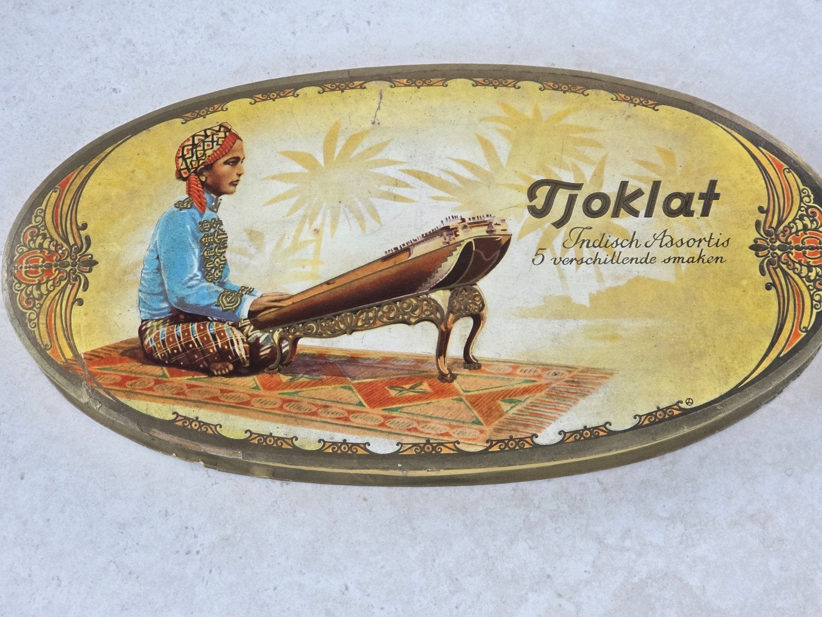 Tjoklat Indisch Asortis Chocolade doos, Verzamelen, Blikken, Ophalen of Verzenden, Overige